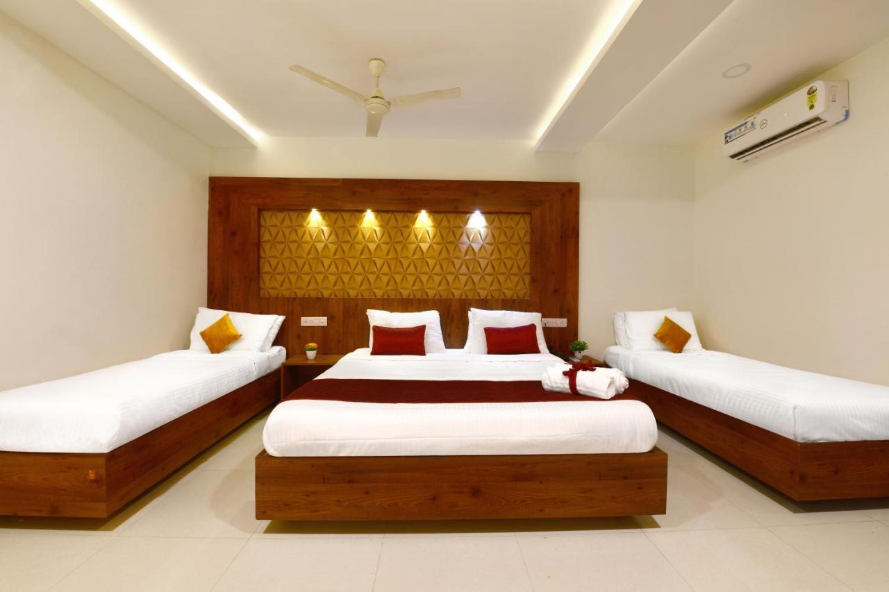 Hotel Bv Colours By Rivido, Begur Main Road บังกาลอร์ ภายนอก รูปภาพ