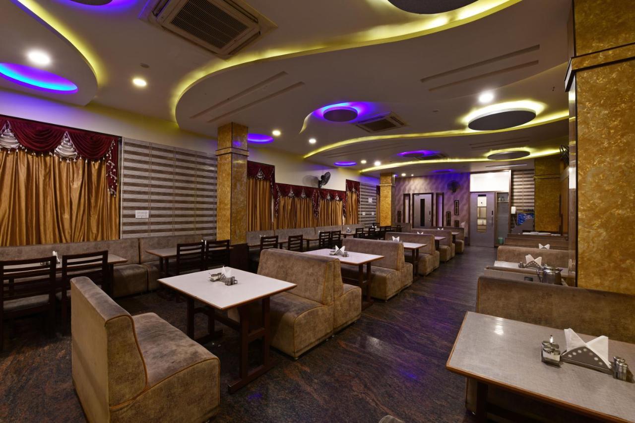 Hotel Bv Colours By Rivido, Begur Main Road บังกาลอร์ ภายนอก รูปภาพ